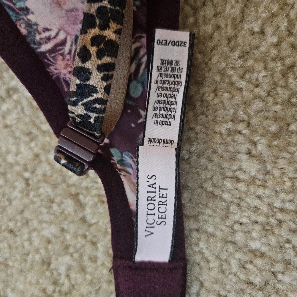 Victoria's Secret Lined Demi Bra Purple Floral Leopard Print Size 32DD
